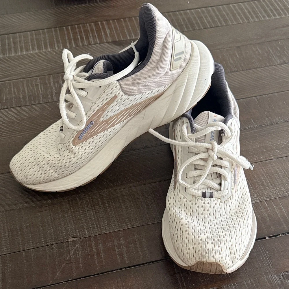 Brooks Cream and Tan Athletic Shoes - Picture 3 of 4